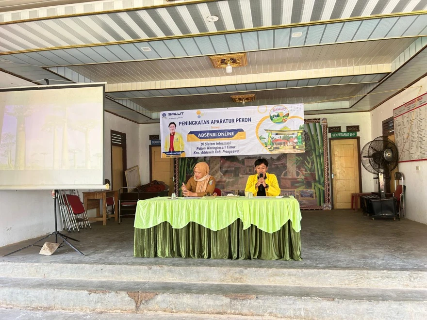 Pemberdayaan Masyarakat oleh Mahasiswa Universitas Terbuka tentang Absensi Digital di Sistem Informasi Desa/Pekon Waringinsari Timur